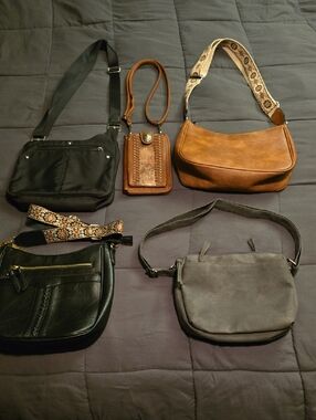 Four Purses For $25.00!!!
